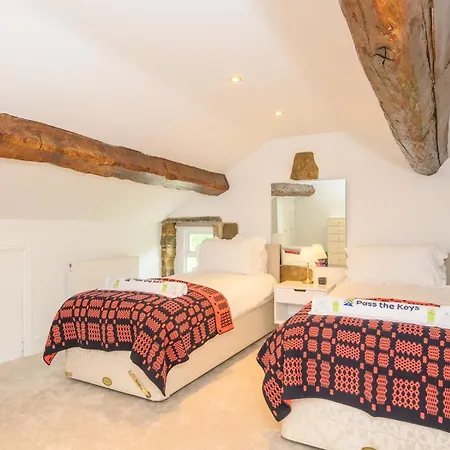 度假居 Poplar - Book Your Spring Summer Events - Pass The Keys *