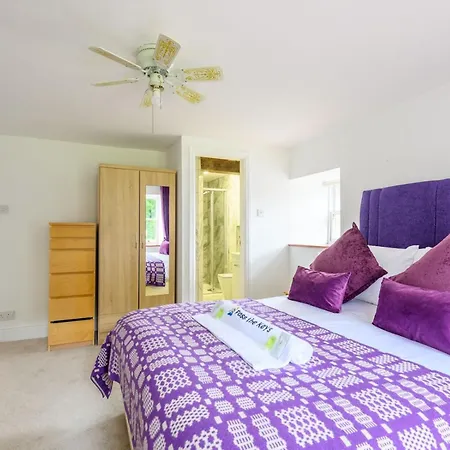 Poplar - Book Your Spring Summer Events - Pass The Keys Semesterbostad *