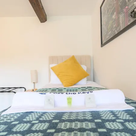 Poplar - Book Your Spring Summer Events - Pass The Keys Semesterbostad *