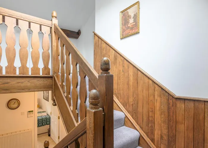 Poplar - Book Your Spring Summer Events - Pass The Keys Holiday home