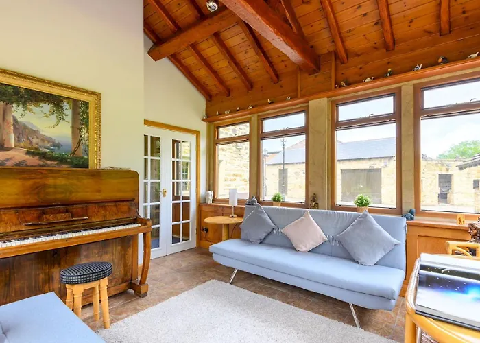 Holiday home Poplar - Book Your Spring Summer Events - Pass The Keys *