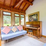 Poplar - Book Your Spring Summer Events - Pass The Keys *