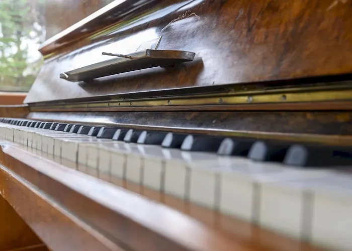 Hébergement de vacances Poplar - Book Your Spring Summer Events - Pass The Keys *